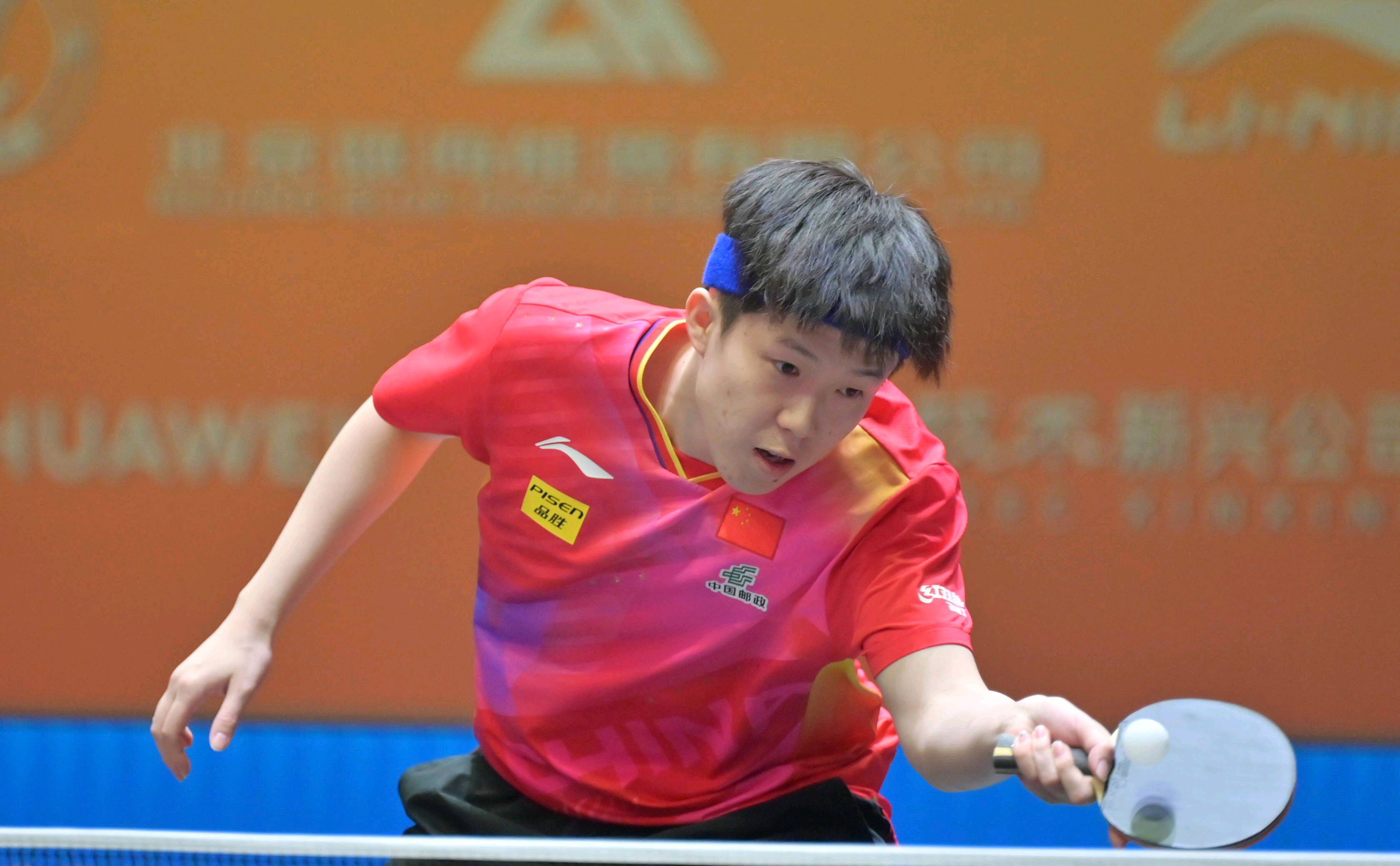 deepseek排国足vs澳大利亚首发：541李源一塞鸟后腰 魏震先发.