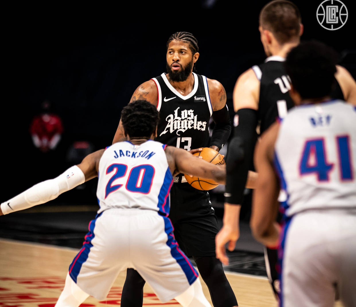 备效率把边 备效率把边